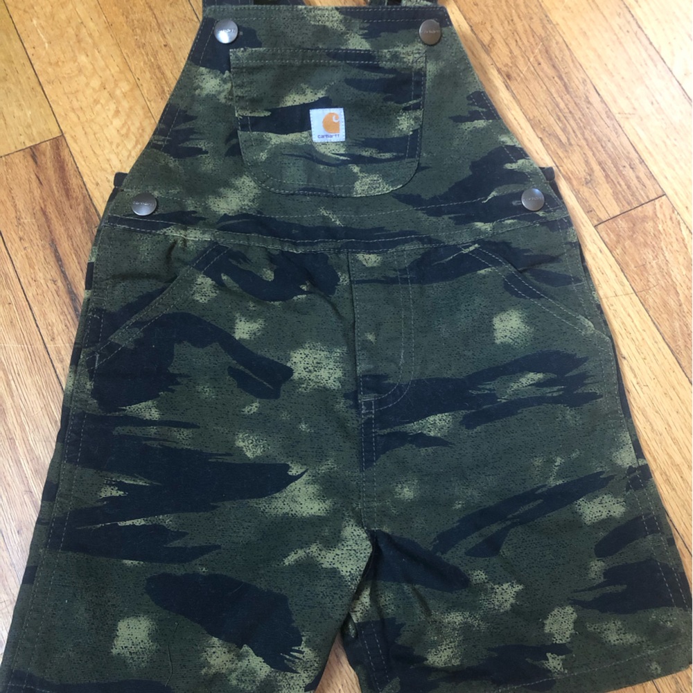 Carhartt toddler bib shorts. 4T